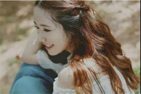 和女生聊天时 如何开启污的话题 和女生聊天时 如何开启污的话题第2张